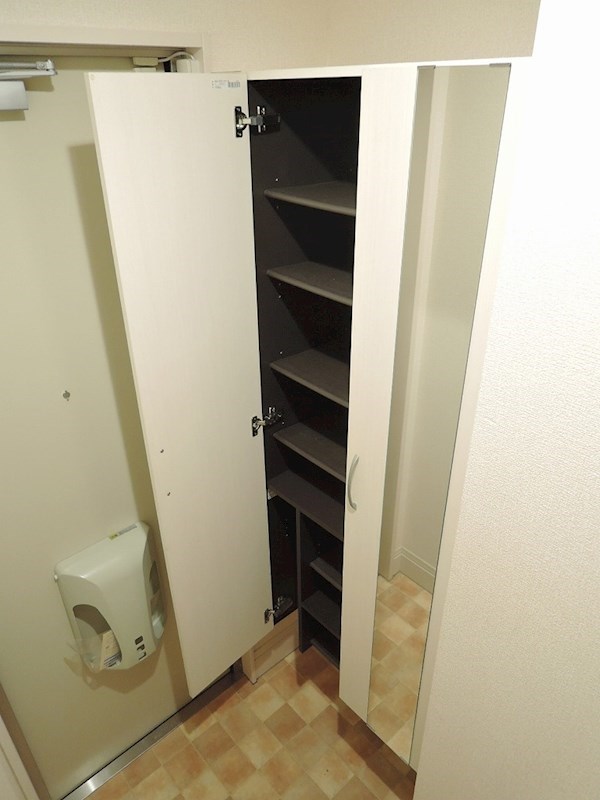 シーズンさくら 収納