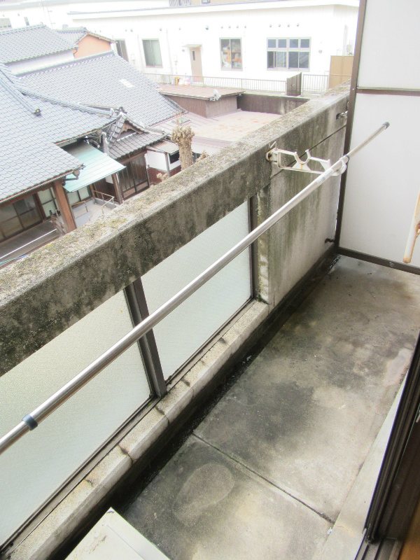 プレアール南小倉 ベランダ