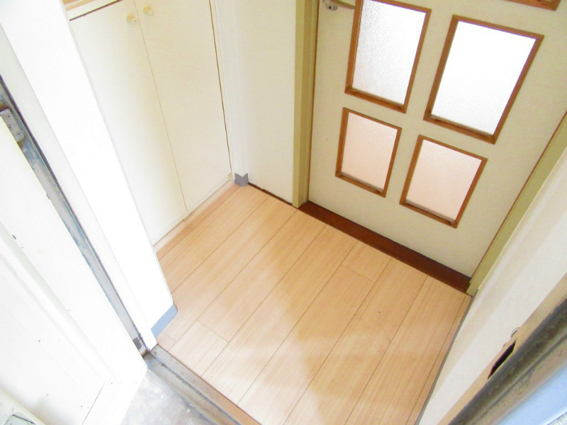 プレアール原町 玄関