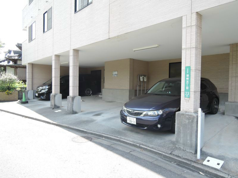 コーポ浅倉Ⅱ 駐車場