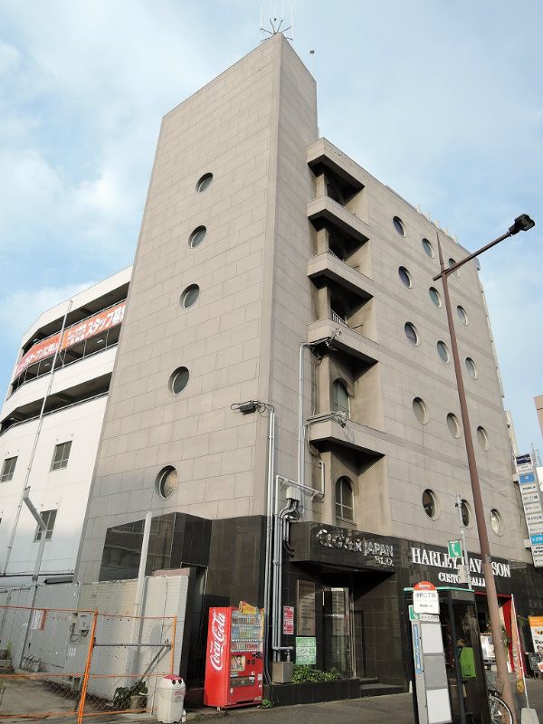 クローバージャパンビル 外観