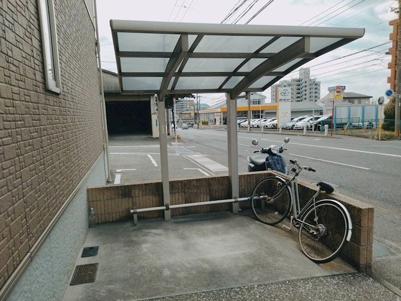 メゾン・ブランシュ 駐車場