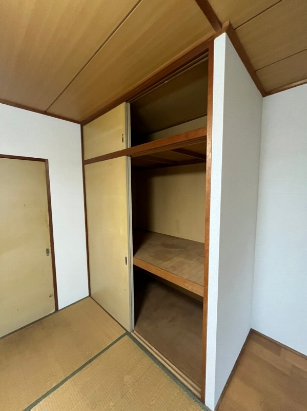 ヤングハイツ三郎丸 収納