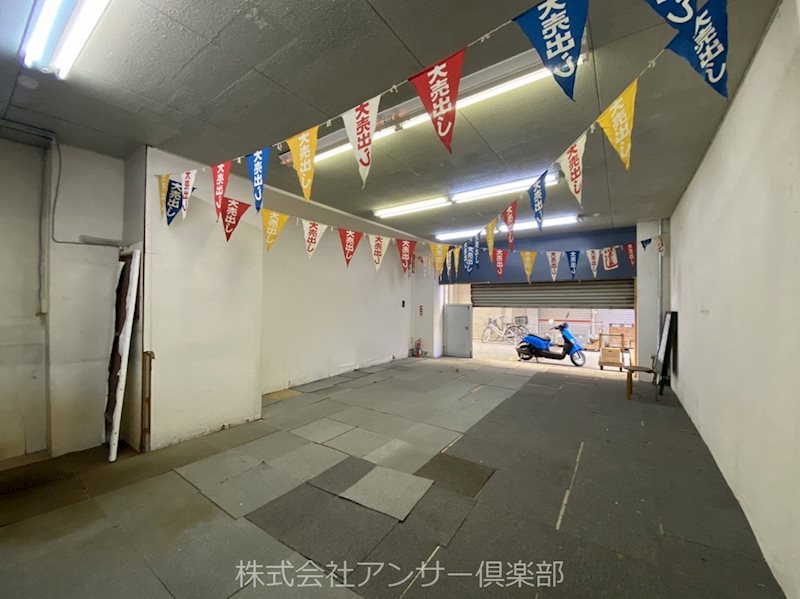 中本町2番テナント 玄関