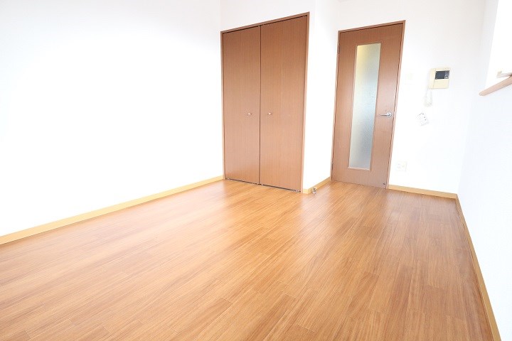 ＨＡＭＩＥＬ　ＫＯＫＵＲＡ 写真と異なる場合は現況優先。