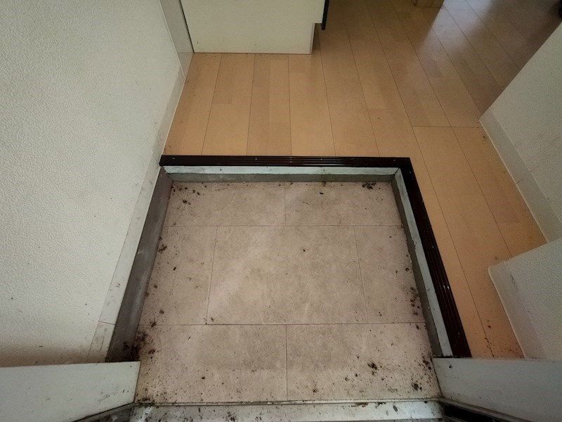 第一天野ハイツ 玄関
