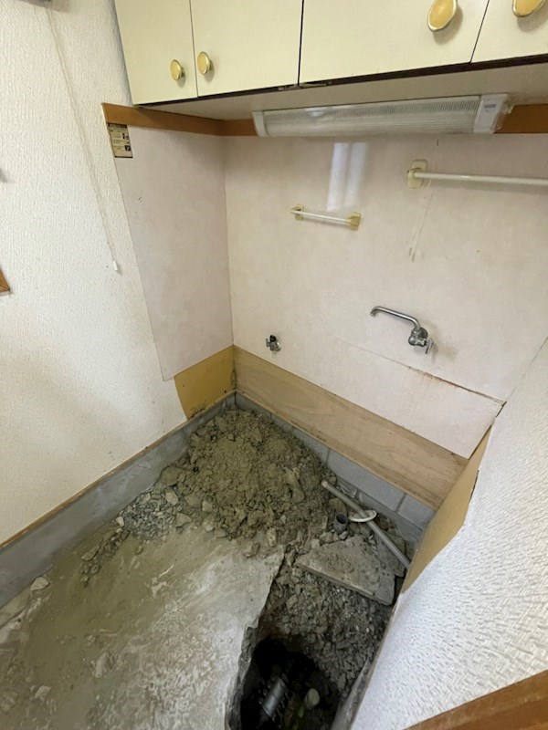 与原二丁目テナント キッチン
