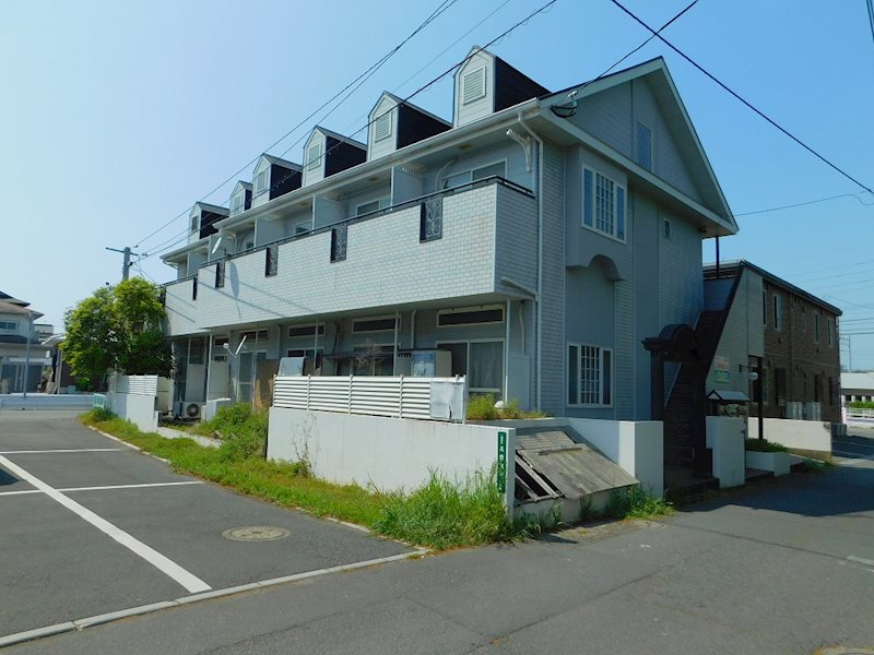 レオパレス八幡西 外観