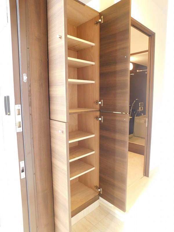 THE SQUARE Suite Residence 収納