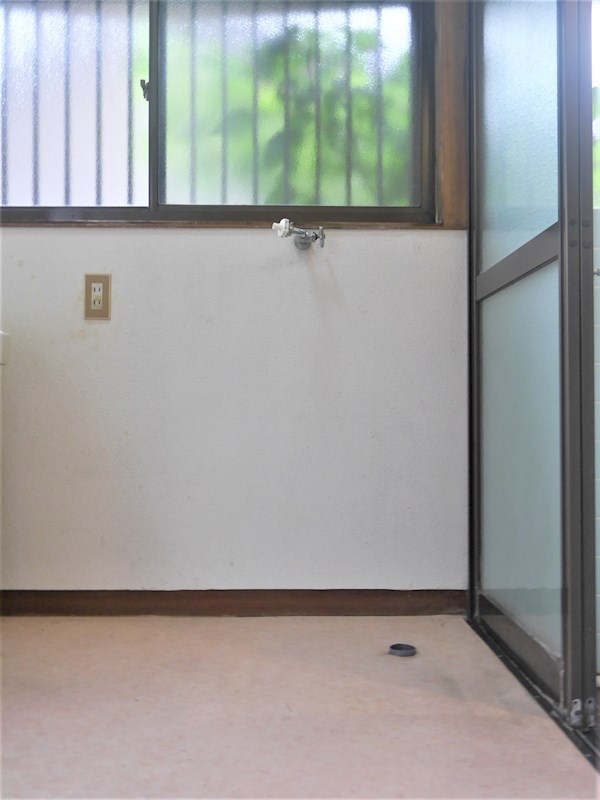 日の出町貸家 洗面所