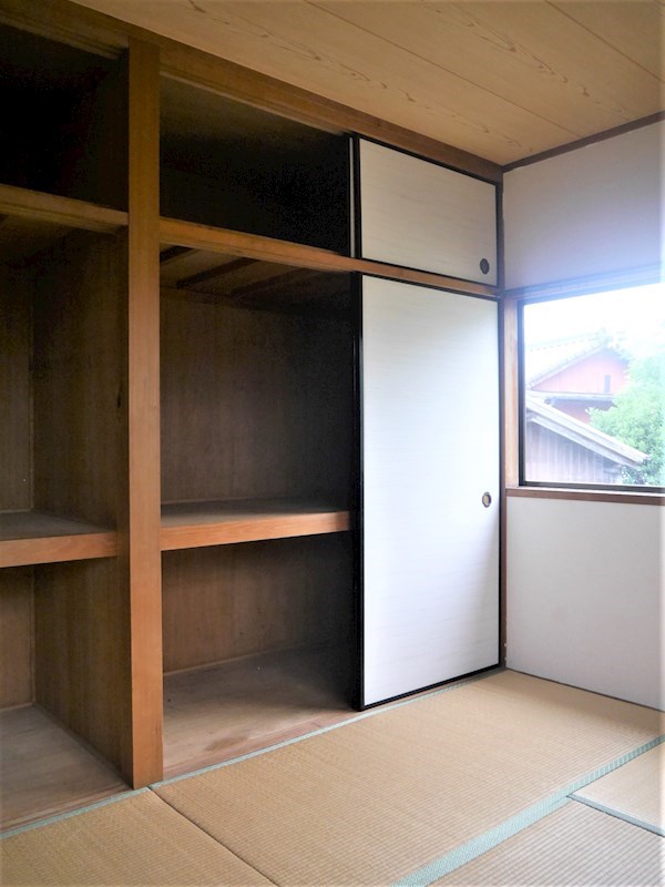 日の出町貸家 収納