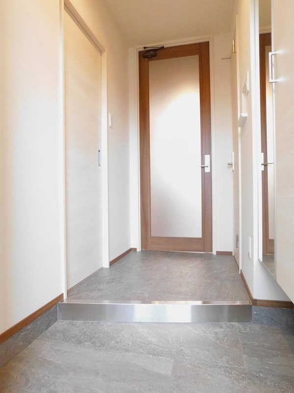 コンプレート古船場 玄関