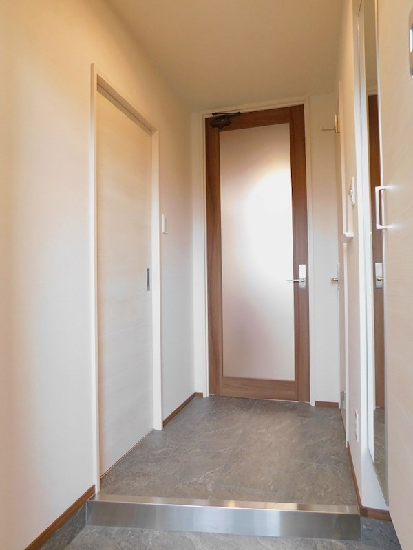 コンプレート古船場 玄関