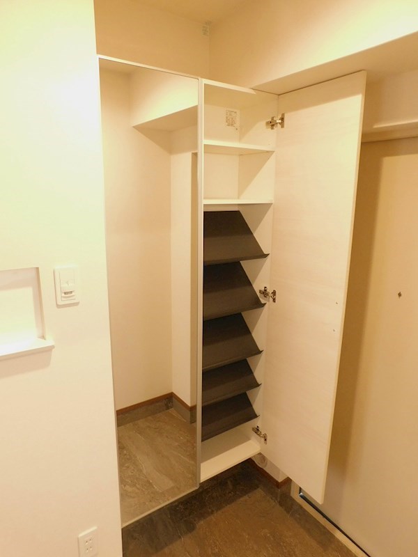 コンプレート古船場 収納
