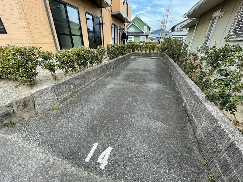 ヴァンヴェール青葉台ⅡC棟 駐車場