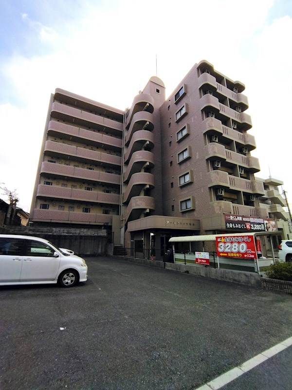 アーバンハイツ南台 外観