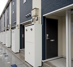 レオネクスト新生Ⅱ 共用部分は清掃業者が清掃しております。