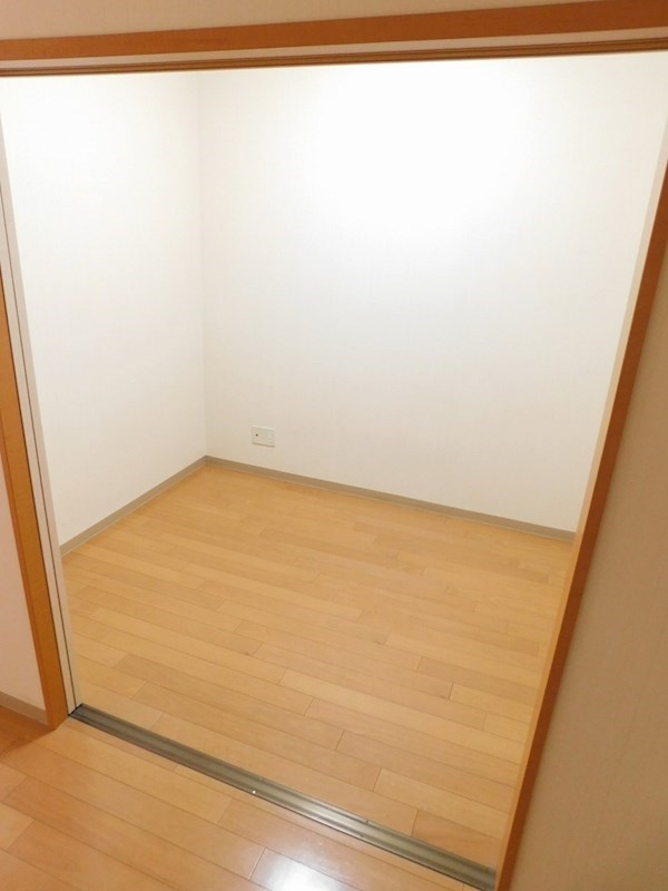堺町センタービル ベッドルーム