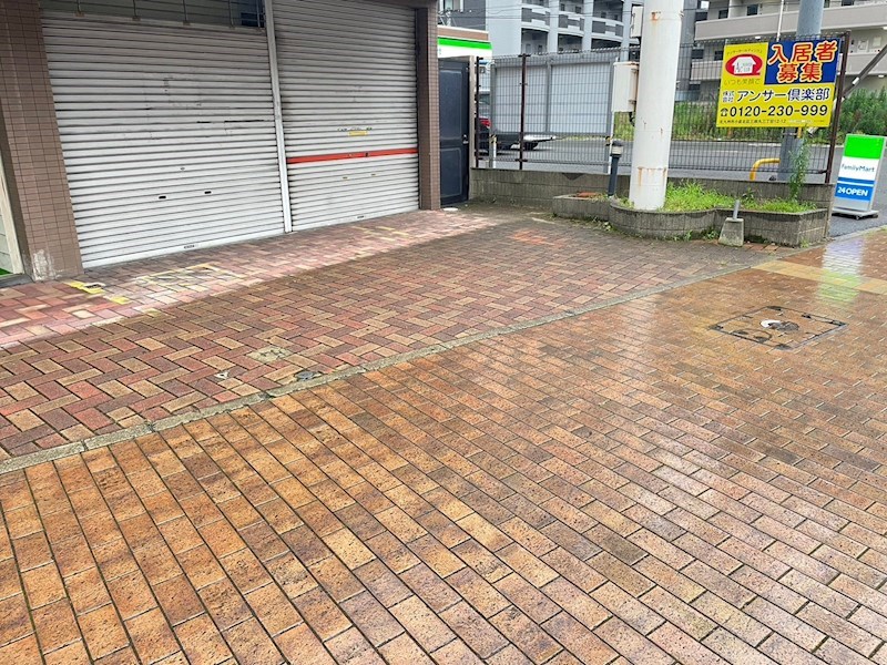 ヴァルト片野駅前 駐車場