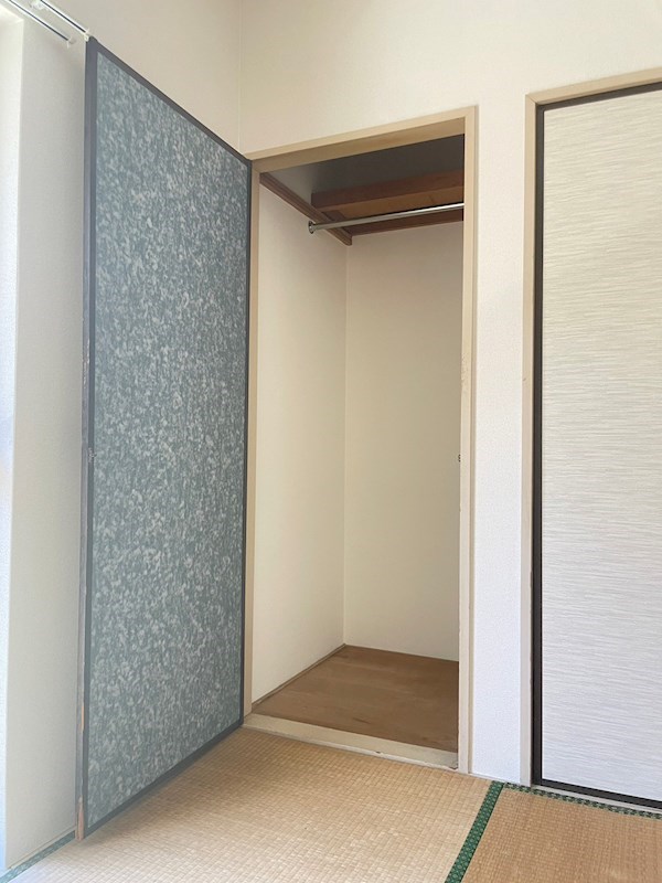 グリーンハイツ山路 収納