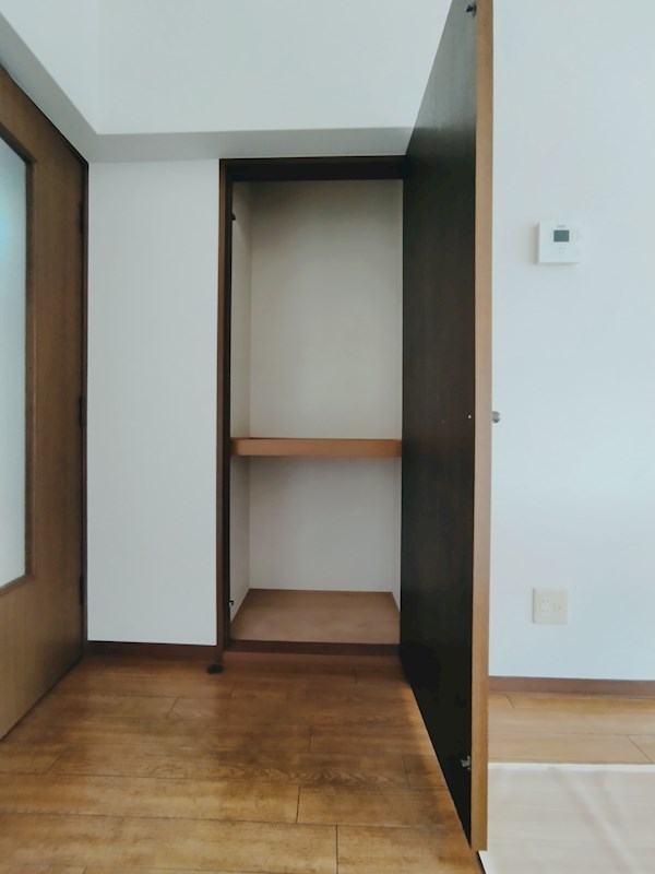 エルスール湯川　参番館 収納