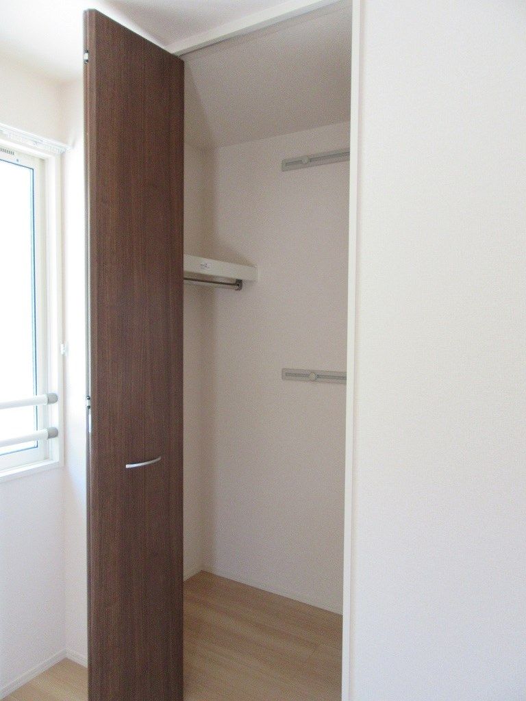 ソレイユひびきが丘 収納