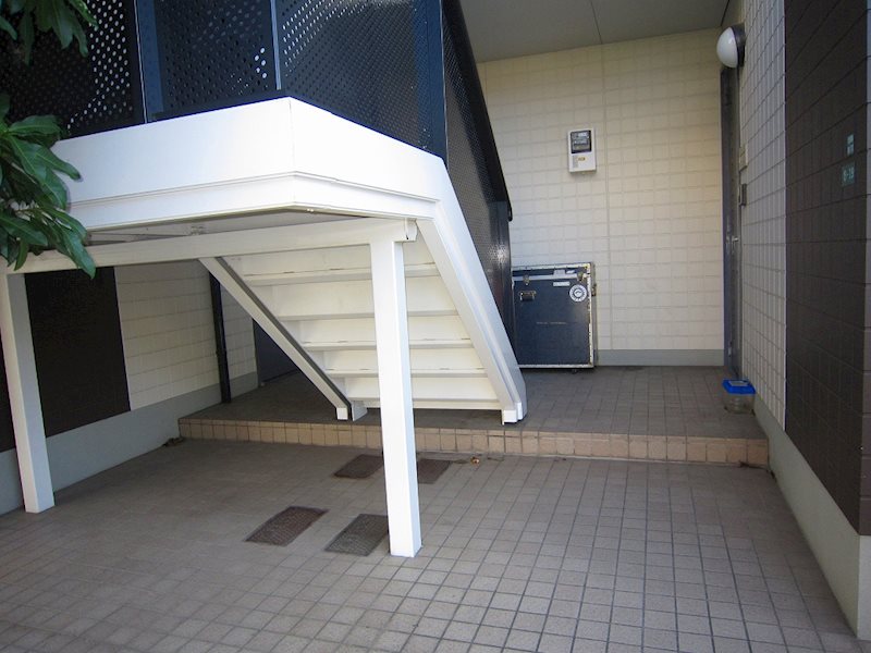 コーポランド津田新町　B棟 ロビー