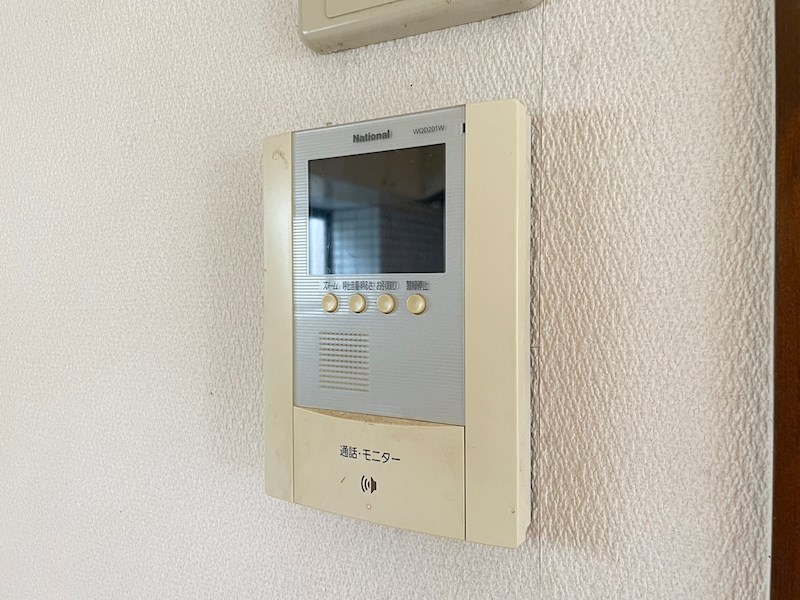 鬼塚邸 モニター付きインターホン