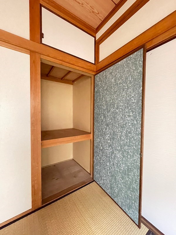 鬼塚邸 収納