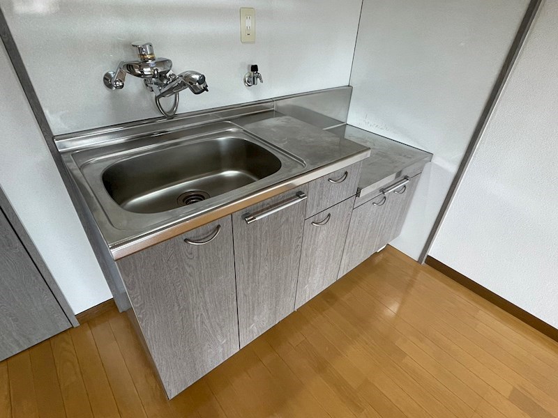 ロイヤルセンターBLD キッチン