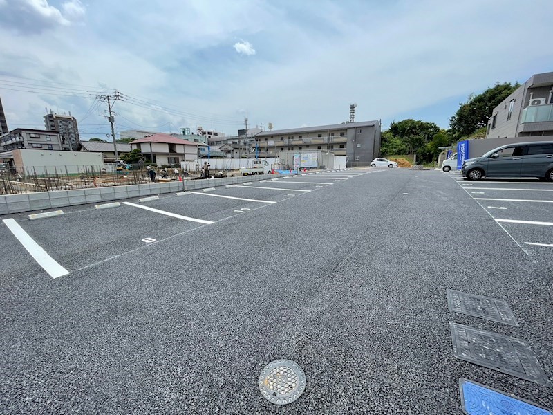 RESIDENZ小倉南 駐車場