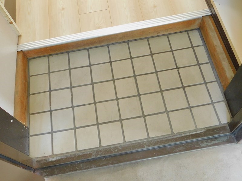 タニックス黒崎 玄関