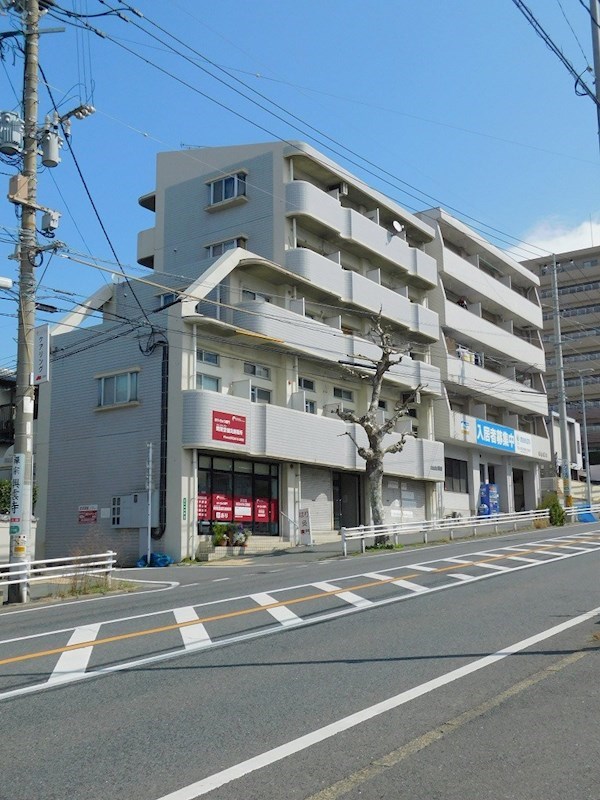 タニックス黒崎 外観