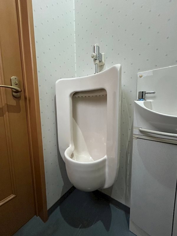 中央三丁目貸事務所 トイレ