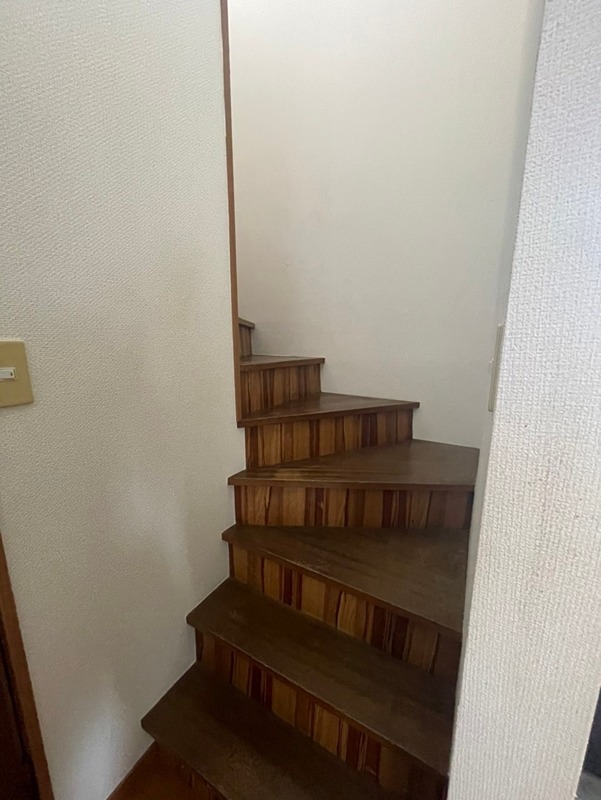 徳吉西一丁目14番24号貸家 玄関