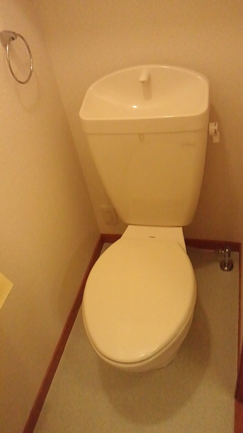 レオパレス翔 白を基調としたトイレです☆