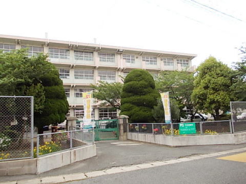 ウッド　クリーク　テラスＢ 松ヶ江南小学校まで550m