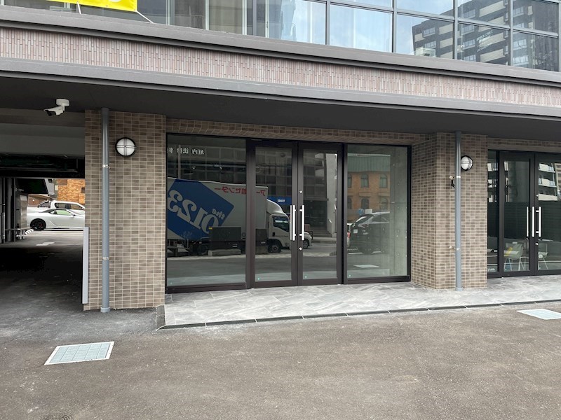 コンプレート金田　1階テナント 玄関