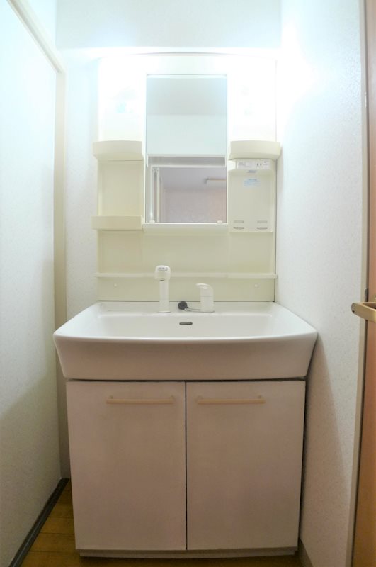 鳴水コーポラス 洗面所