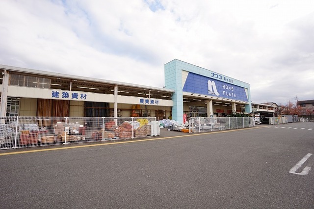 ＰＡＲＫＳＩＤＥ　ＣＯＵＲＴⅠ ナフコまで1400m