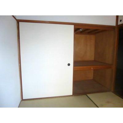 オベリスク常岡 収納