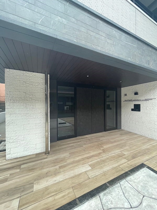 the STAGE 中原 エントランス