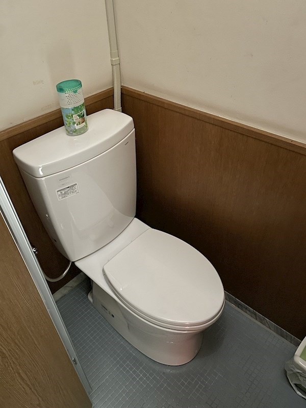 徳力一丁目テナント トイレ