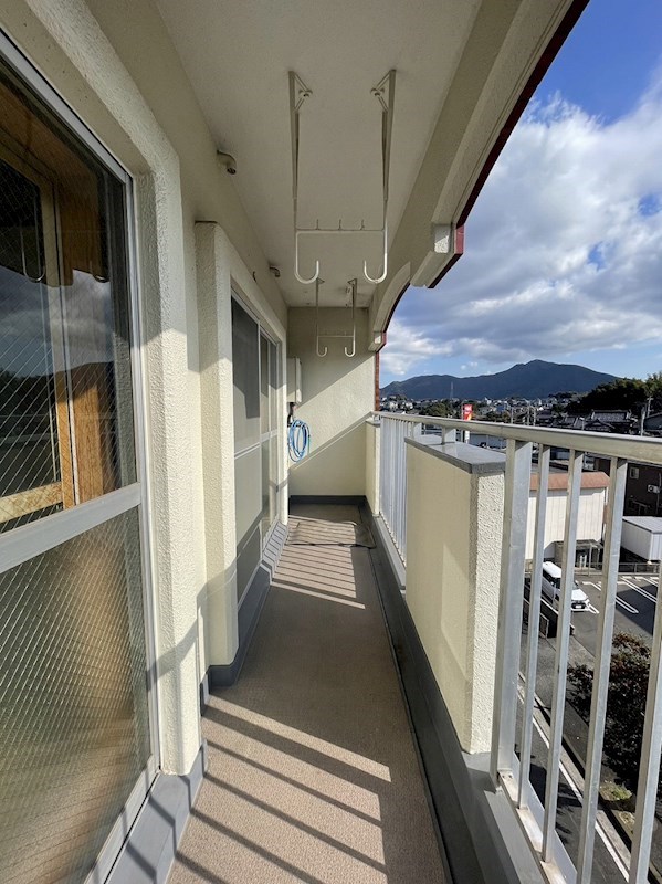エメラルドマンション熊谷町 ベランダ