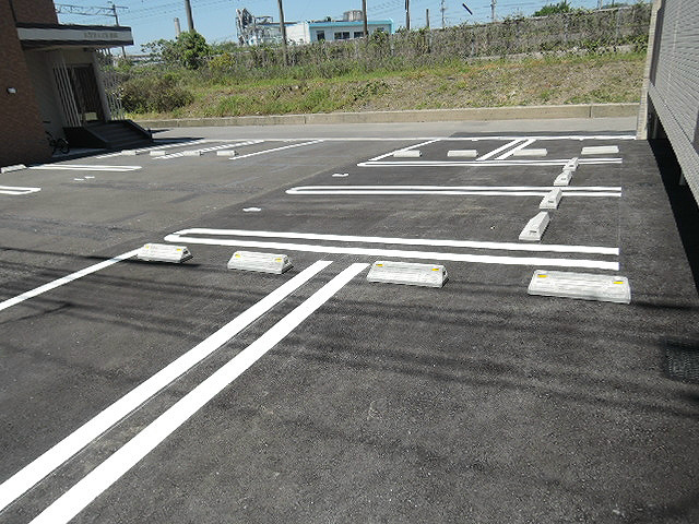 Will Style 陣原 R 駐車場