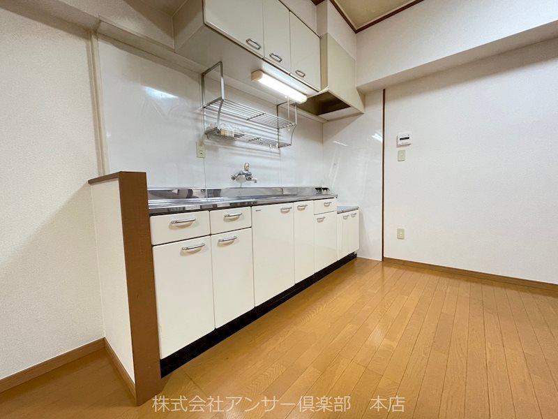 クローバーマンション三萩野 キッチン