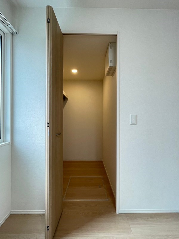 Ｄ－ＲＯＯＭ貴船 収納