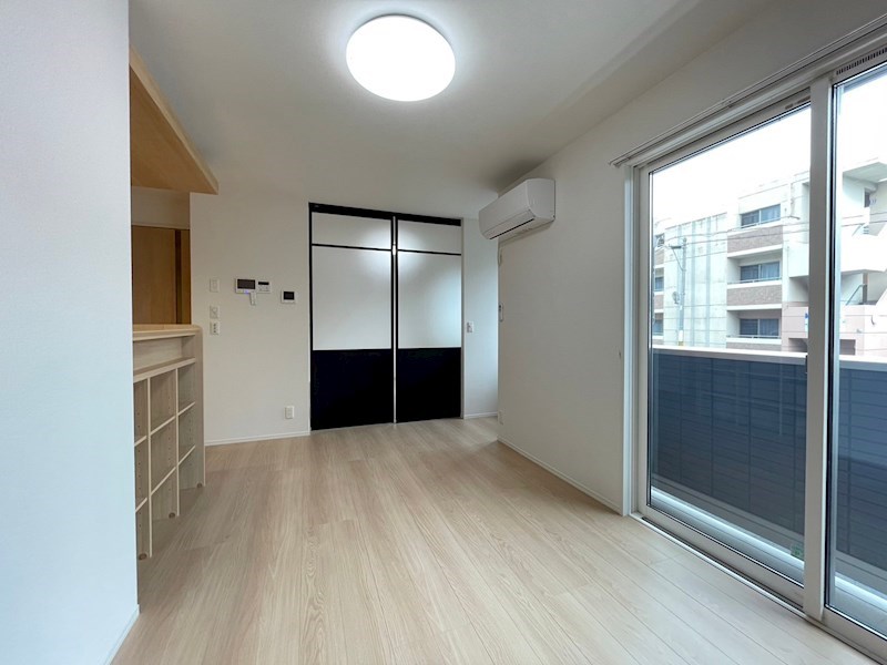 Ｄ－ＲＯＯＭ貴船 リビング