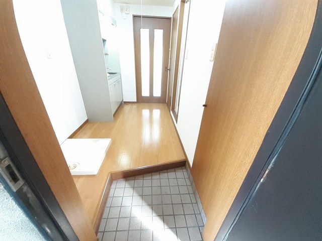 アビタシオン柳町 玄関