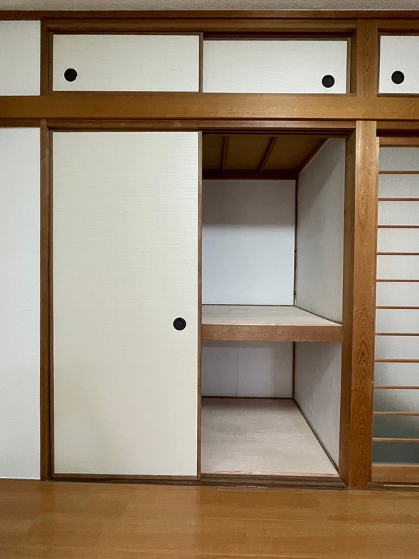 西日本サンハイツ 収納